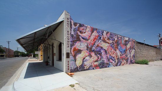 Lampasas Murals